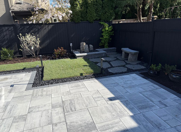 Deluca-paver